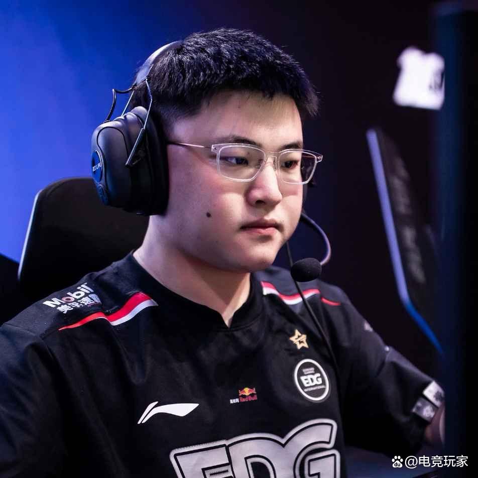 NG体育APP Uzi在TES比赛中精彩发挥，高光表现引发热议！